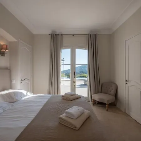 Villa Eau Blanche Golf De St Tropez *