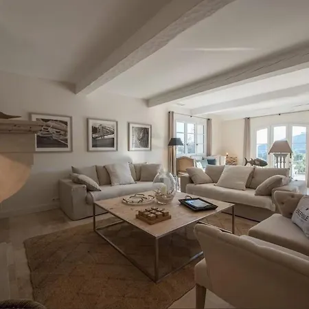 Eau Blanche Golf De St Tropez Villa